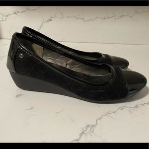 Chinese Laundry quilted patent wedges